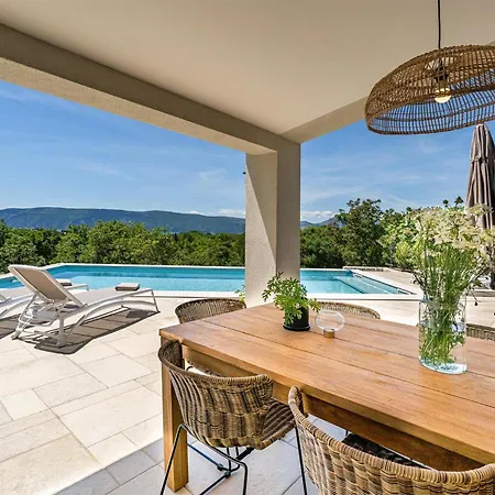 Casa Materossa * Vrh (Krk)