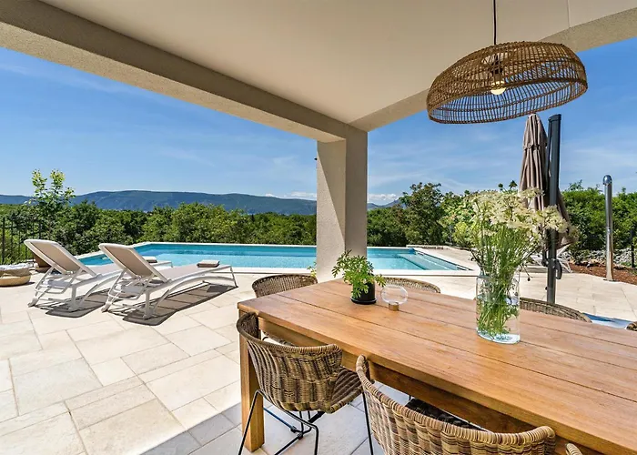Casa Materossa * Vrh (Krk)